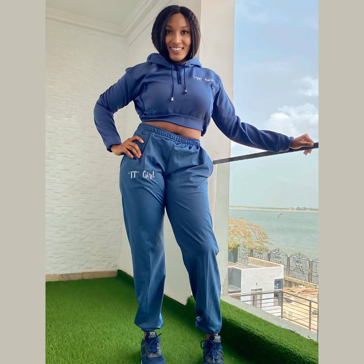 Gray ''IT Girl'' Hoodies Set