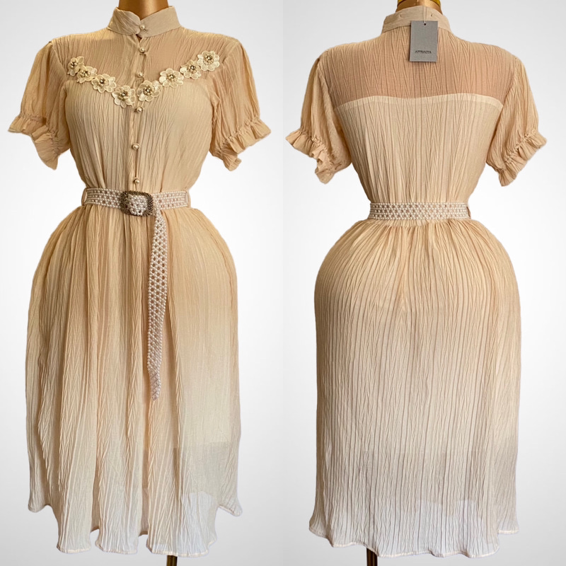 OFF-WHITE BOHEMIAN FLOWERGIRL DRESS(WITH PEARL BELT)