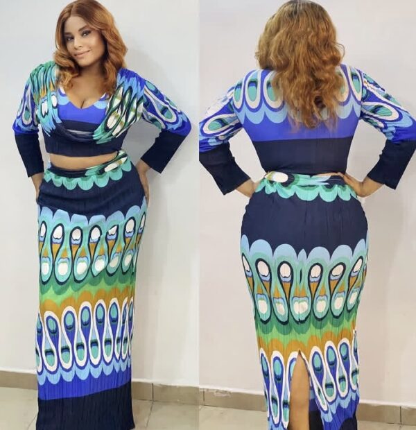 STYLISH HALTER NECK 2 PIECE - Image 3